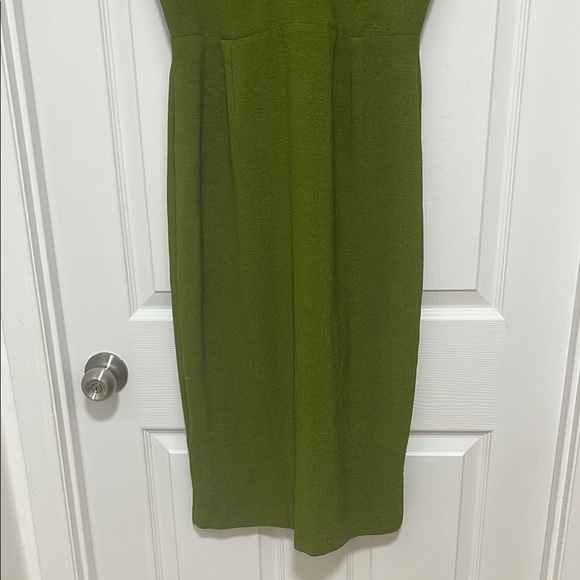 Chic Olive Green Midi Dress - Picture 4 of 6
